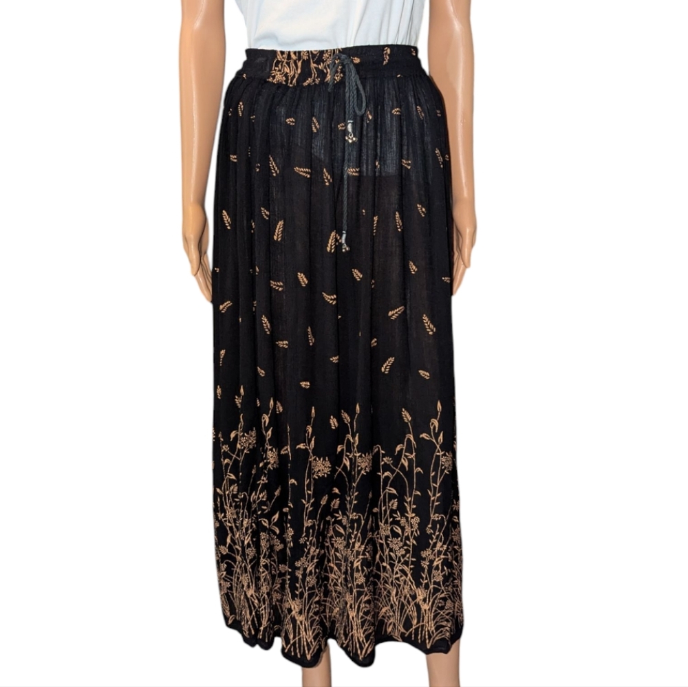 Gypsy Rose Boho Peasant Skirt, Black And Gold, Size Small